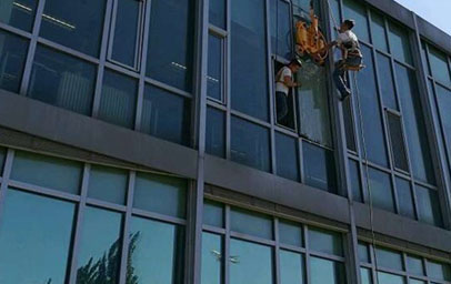 知道嗎，幕墻施工具有裝飾的效果